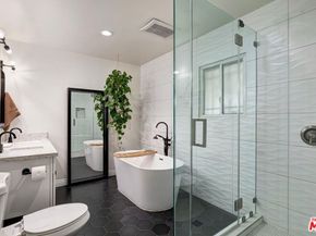 1618 Middleton Place, Los Angeles CA 90062