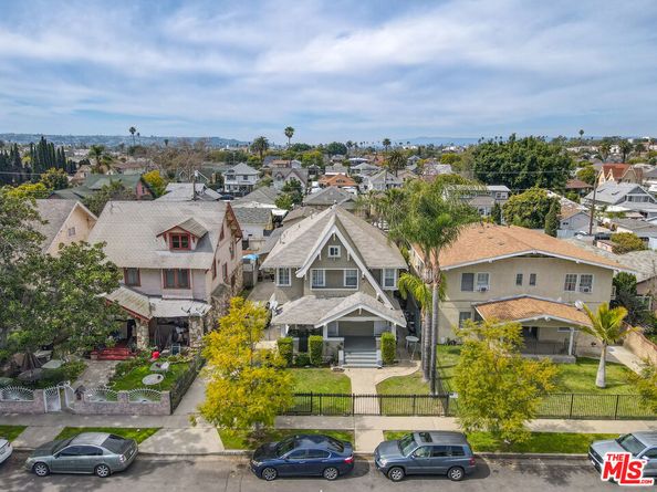 2939 Brighton Avenue, Los Angeles CA 90018