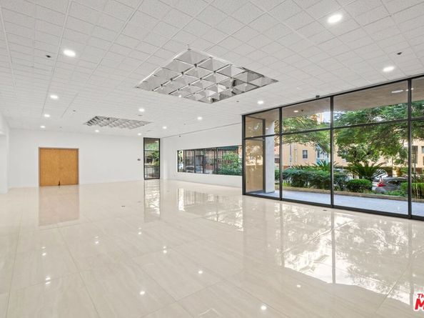 727 S Ardmore Avenue 1002, Los Angeles CA 90005