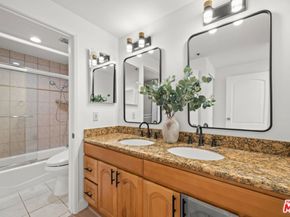 727 S Ardmore Avenue 1002, Los Angeles CA 90005