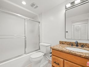 727 S Ardmore Avenue 1002, Los Angeles CA 90005