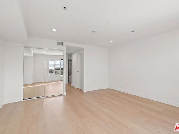 727 S Ardmore Avenue 1002, Los Angeles CA 90005