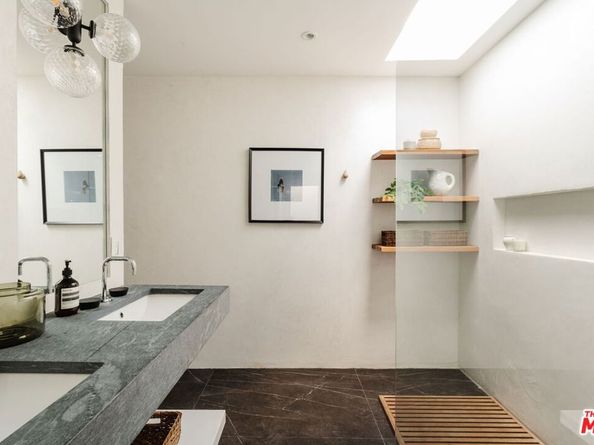 4128 Baywood Street, Los Angeles CA 90039