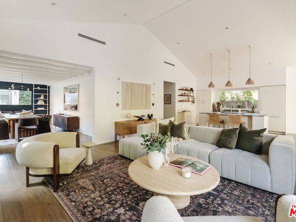 4128 Baywood Street, Los Angeles CA 90039