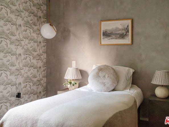 4128 Baywood Street, Los Angeles CA 90039