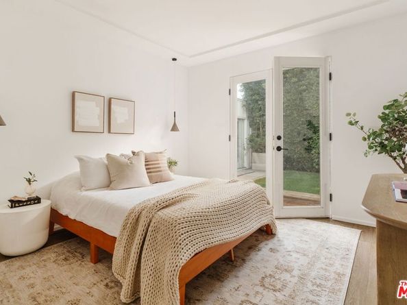 4128 Baywood Street, Los Angeles CA 90039