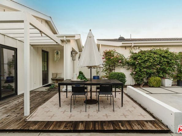 4128 Baywood Street, Los Angeles CA 90039