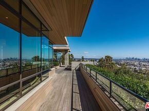 7661 Curson Terrace, Los Angeles CA 90046