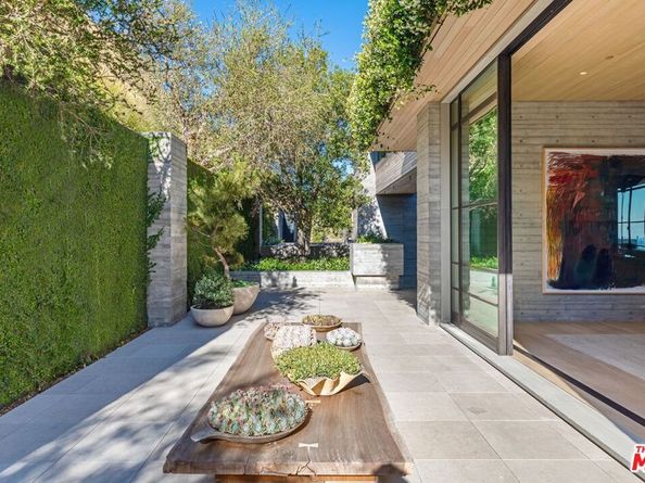 7661 Curson Terrace, Los Angeles CA 90046