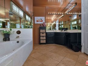 1936 Pelham Avenue 301, Los Angeles CA 90025