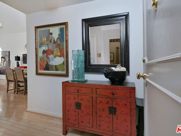 1936 Pelham Avenue 301, Los Angeles CA 90025