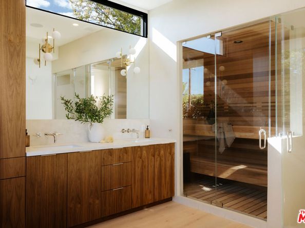 8906 Hubbard Street, Culver City CA 90232