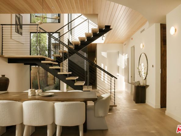 8906 Hubbard Street, Culver City CA 90232