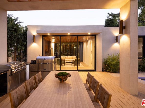 8906 Hubbard Street, Culver City CA 90232