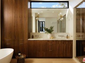 8906 Hubbard Street, Culver City CA 90232