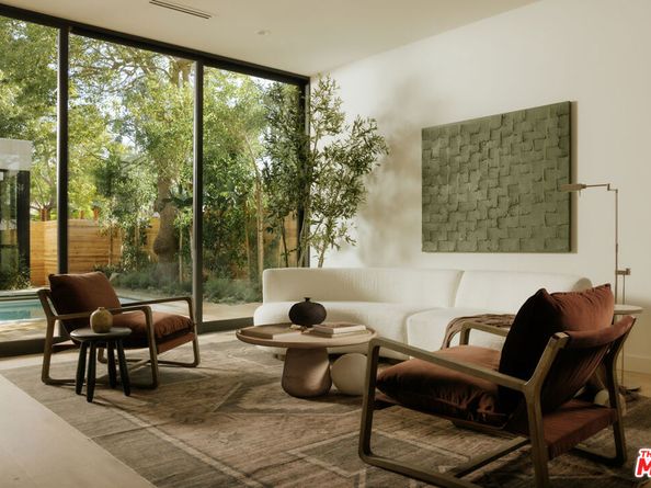 8906 Hubbard Street, Culver City CA 90232