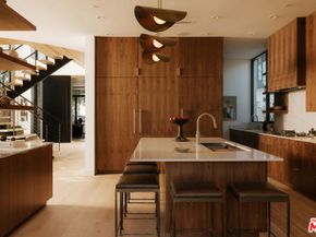 8906 Hubbard Street, Culver City CA 90232