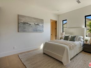 4029 East Boulevard, Los Angeles CA 90066