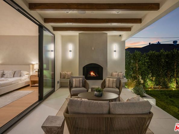 4029 East Boulevard, Los Angeles CA 90066