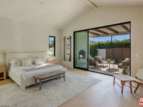 4029 East Boulevard, Los Angeles CA 90066