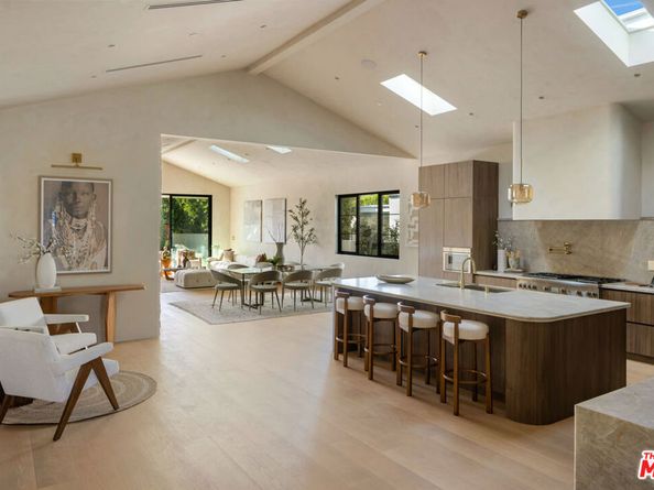 4029 East Boulevard, Los Angeles CA 90066