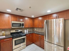 7100 Alvern Street 317, Los Angeles CA 90045