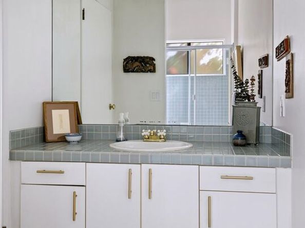 1358 Killarney Avenue, Los Angeles CA 90065