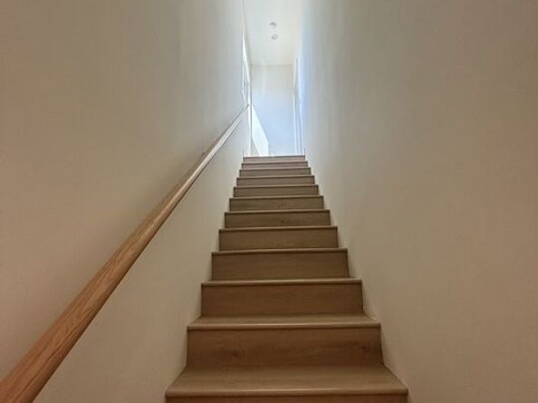 16130 Devonshire Street, Granada Hills CA 91344