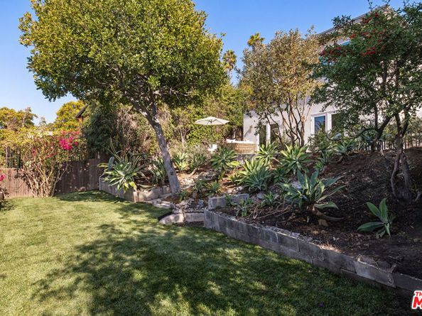 957 Manzanita Street, Los Angeles CA 90029