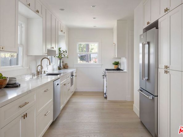 957 Manzanita Street, Los Angeles CA 90029