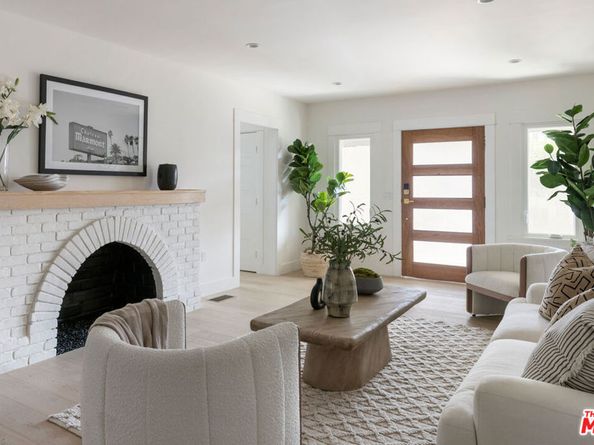 957 Manzanita Street, Los Angeles CA 90029