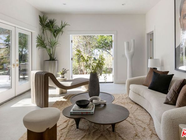 957 Manzanita Street, Los Angeles CA 90029