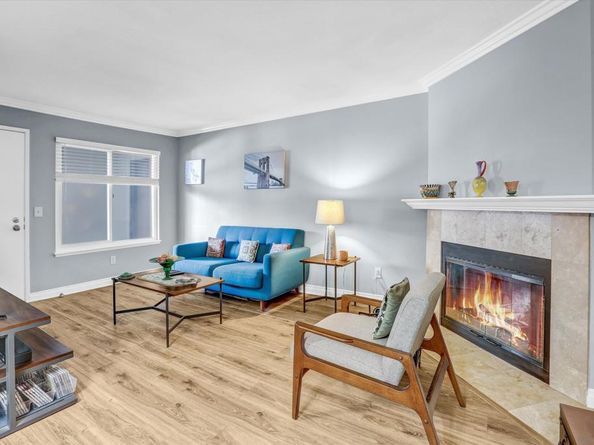 1756 Essex St. 311, San Diego CA 92103