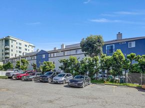 1756 Essex St. 311, San Diego CA 92103