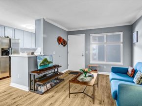 1756 Essex St. 311, San Diego CA 92103