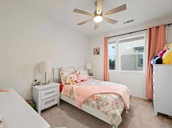 5360 Calle Rockfish 32, San Diego CA 92154