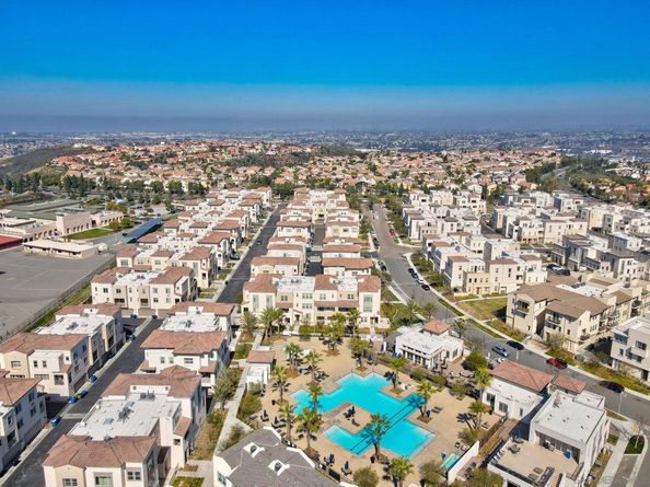 5360 Calle Rockfish 32, San Diego CA 92154