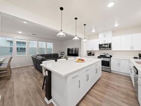 5360 Calle Rockfish 32, San Diego CA 92154