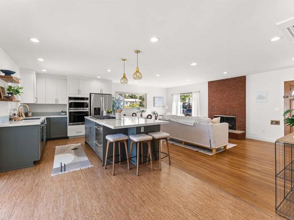 1154 Sapphire Street, San Diego CA 92109