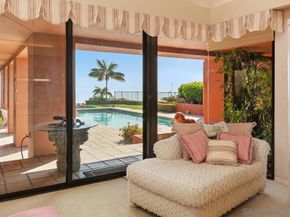 5717 Baja Mar, La Jolla CA 92037