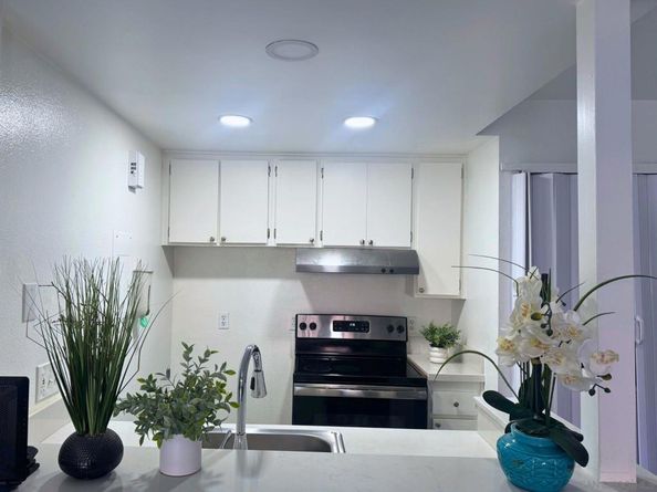 875 W San Ysidro Blvd 14, San Ysidro CA 92173