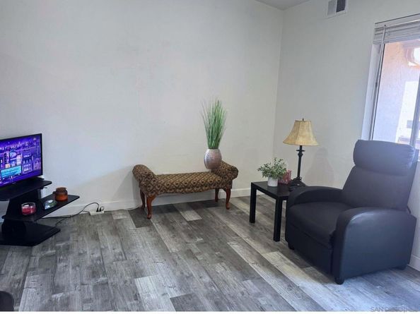 875 W San Ysidro Blvd 14, San Ysidro CA 92173