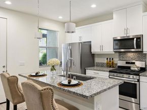 4132 Calle Arbol, Oceanside CA 92057