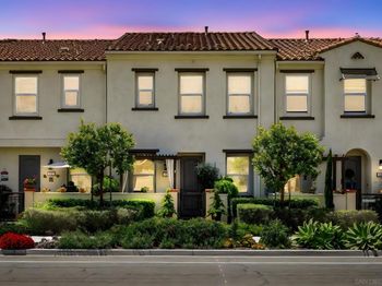 4132 Calle Arbol