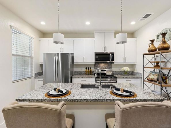 4132 Calle Arbol, Oceanside CA 92057