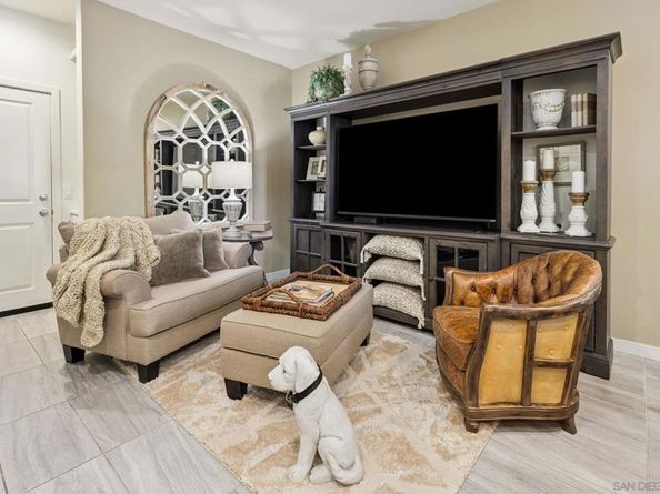 4132 Calle Arbol, Oceanside CA 92057