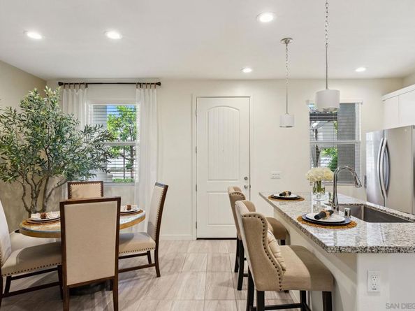 4132 Calle Arbol, Oceanside CA 92057