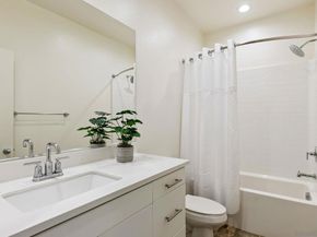 4132 Calle Arbol, Oceanside CA 92057