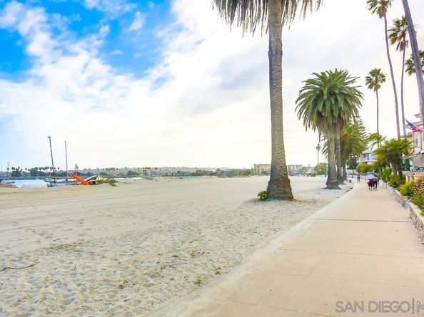 808 Ensenada Ct, San Diego CA 92109