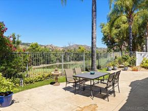 2385 Amber Oak Ln, Escondido CA 92027